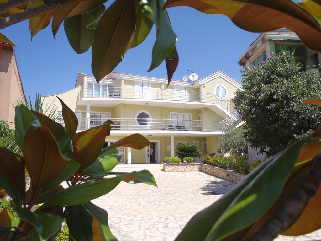 Villa Maestral Задар Екстериор снимка
